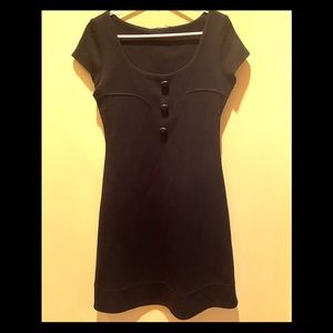Tahari black dress size small (36 France )